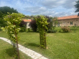 giteserenite7 Gîte de charme en Dordogne, proche de Périgueux. avec piscine